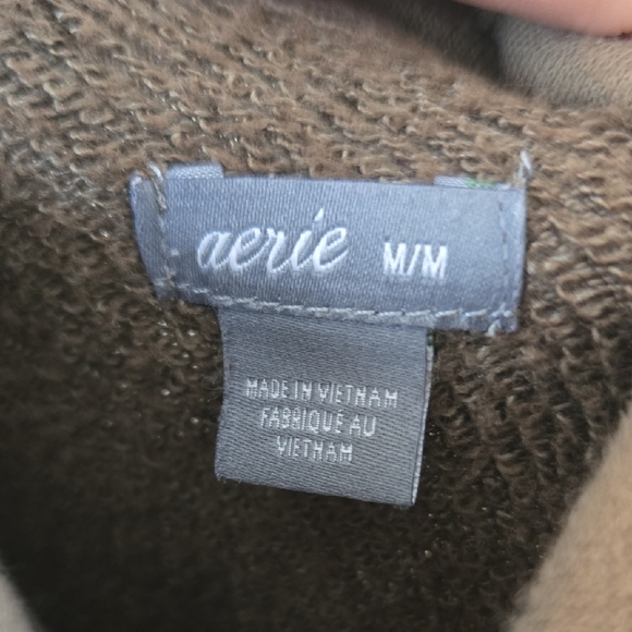 Aerie Turtleneck Sweater in Green - Picture 2 of 4